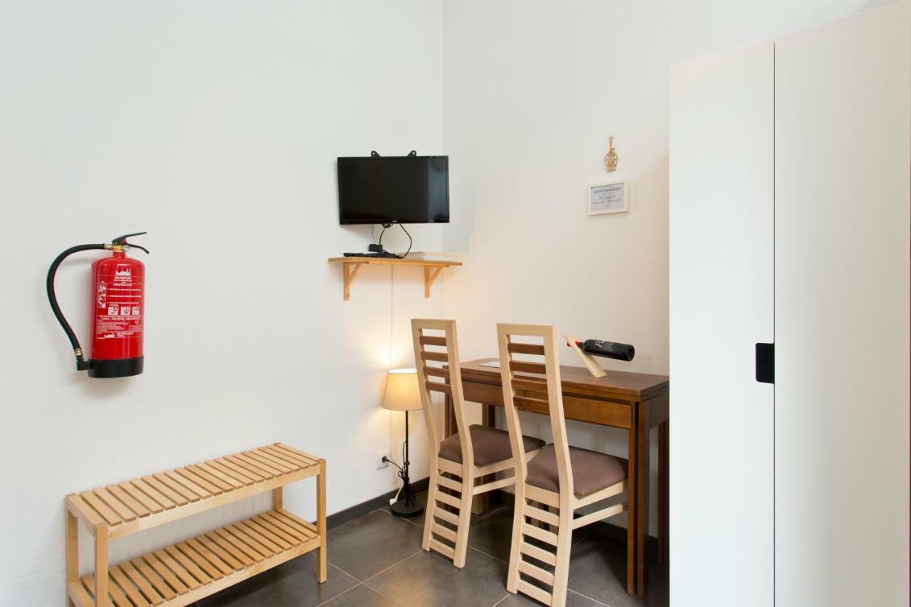 Host Wise - Cozy Quiet Flat - Trindade Station Apartment Porto Exterior photo